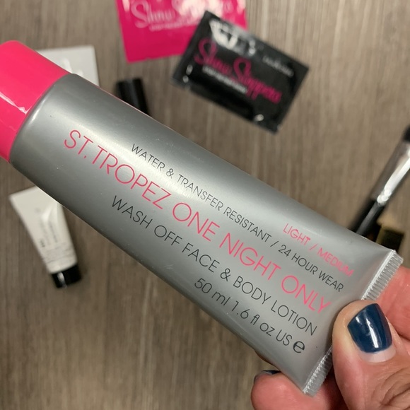 YSL + friends cosmetics bundle - Picture 5 of 10